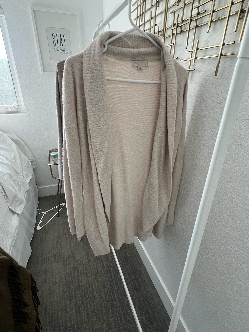 Barefoot Dreams sweater-M